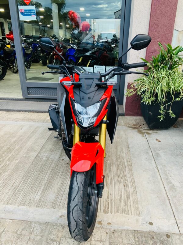 HONDA CB 300 TWISTER (AÑO 2024 USADA)